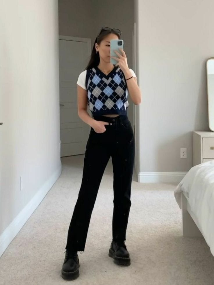 20 Fierce Latina Back-to-School Looks: Slay the First Day and Beyond