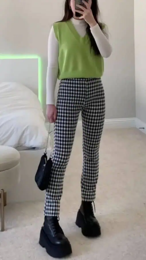 20 Fierce Latina Back-to-School Looks: Slay the First Day and Beyond